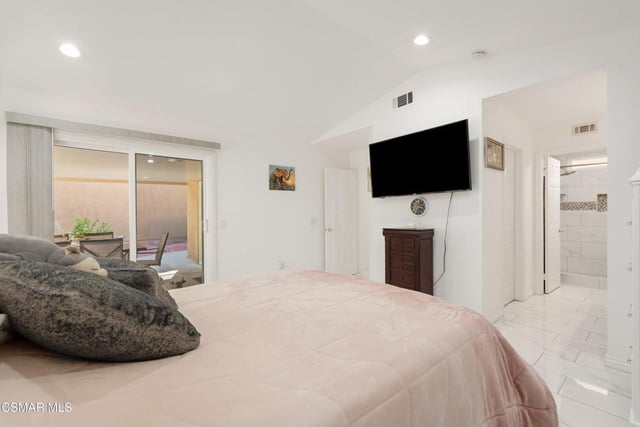 672 Brademas Court, Simi Valley, CA 93065 — photo 14 of 28