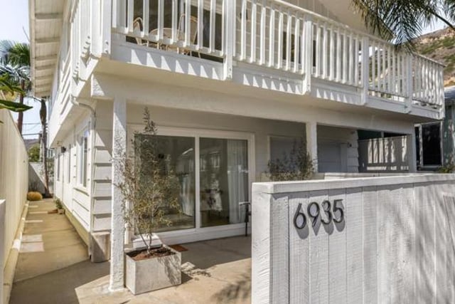 6935 Fillmore Avenue, Ventura, CA 93001 — photo 2 of 22