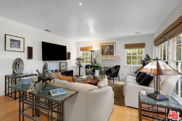 3331 Bennett Drive, Los Angeles, CA 90068 — photo 10 of 44
