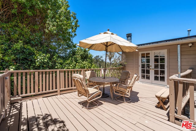 3331 Bennett Drive, Los Angeles, CA 90068 — photo 38 of 44
