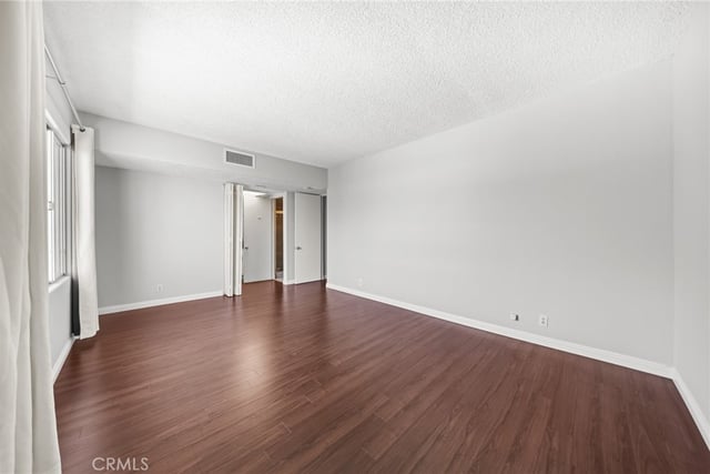 985 E California 306, Pasadena, CA 91106 — photo 29 of 53