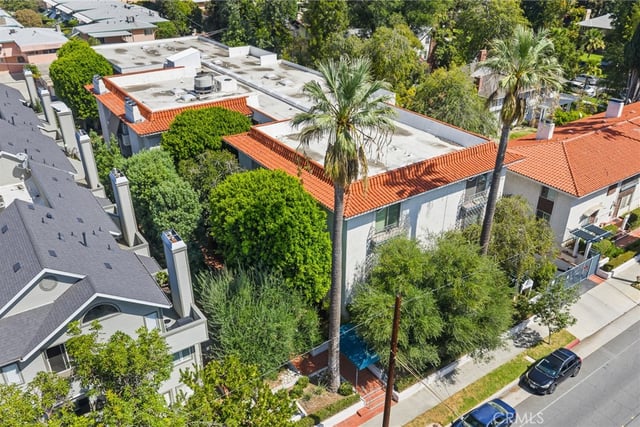 985 E California 306, Pasadena, CA 91106 — photo 42 of 53