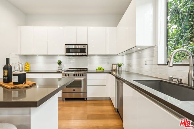 11500 National Boulevard 118, Los Angeles, CA 90064 — photo 14 of 49