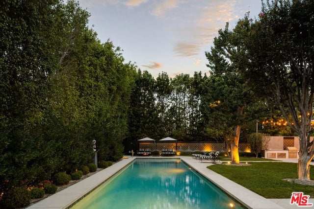 601 S Windsor Boulevard, Los Angeles, CA 90005 — photo 31 of 32
