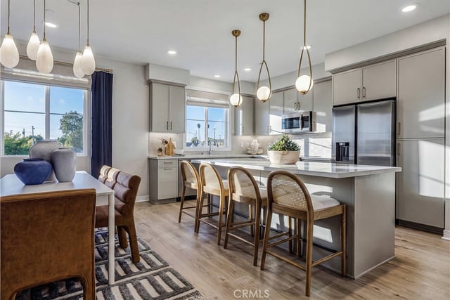 12820 Cyan Ct. 50, Hawthorne, CA 90250 — photo 3 of 11