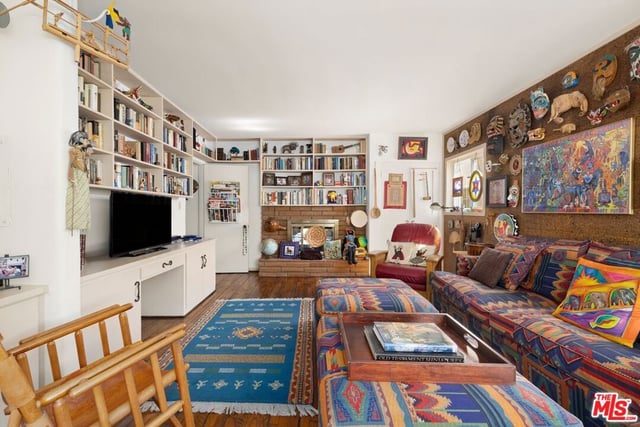 10461 Wilkins Avenue, Los Angeles, CA 90024 — photo 11 of 31
