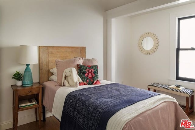 1334 Calumet Avenue, Los Angeles, CA 90026 — photo 18 of 51