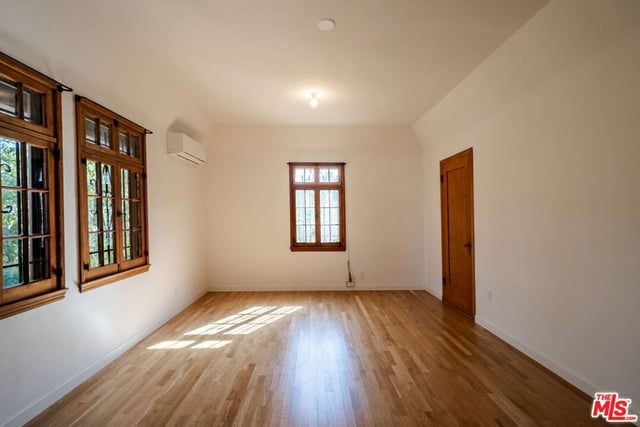 124 W Avenue 41, Los Angeles, CA 90065 — photo 16 of 41