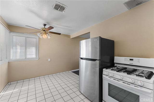 41726 55th W, Lancaster, CA 93536 — photo 17 of 47