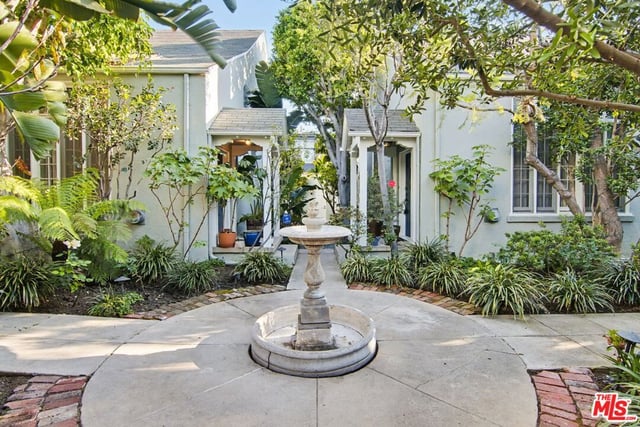 6204 Banner Avenue 2, Los Angeles, CA 90038 — photo 3 of 23