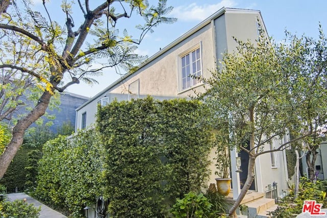 6204 Banner Avenue 2, Los Angeles, CA 90038 — photo 4 of 23
