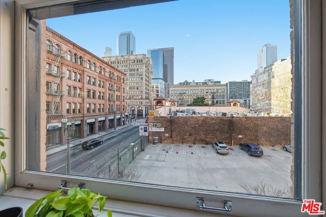 257 S Spring Street 2M, Los Angeles, CA 90012 — photo 28 of 40