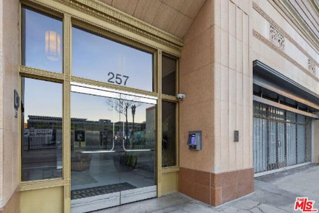 257 S Spring Street 2M, Los Angeles, CA 90012 — photo 5 of 40