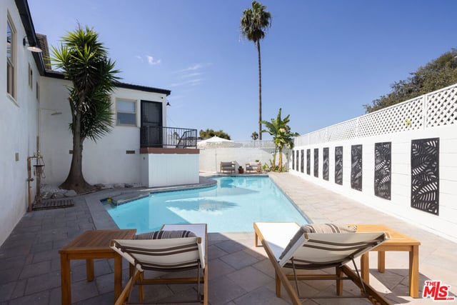 1807 Cochran Place, Los Angeles, CA 90019 — photo 19 of 26