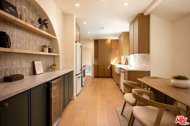 1807 Cochran Place, Los Angeles, CA 90019 — photo 5 of 26