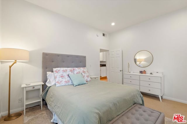 11947 Dorothy Street 203, Los Angeles, CA 90049 — photo 13 of 30