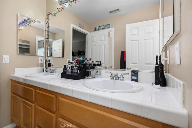 3168 Willow Haven Court, Thousand Oaks, CA 91362 — photo 20 of 34