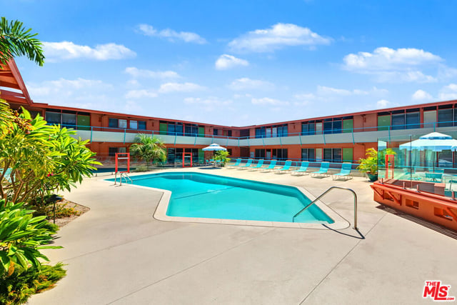 1400 N Hayworth Avenue 6, West Hollywood, CA 90046 — photo 19 of 22
