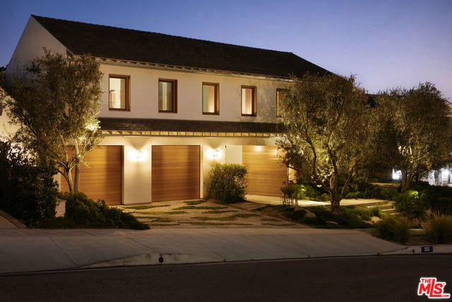3062 Queensbury Drive, Los Angeles, CA 90064 — photo 33 of 33