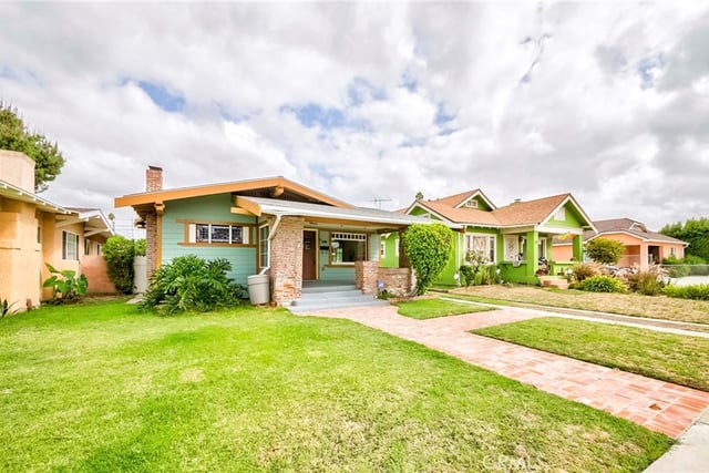 1705 W 52nd, Los Angeles, CA 90062 — photo 3 of 44