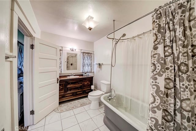 1705 W 52nd, Los Angeles, CA 90062 — photo 38 of 44