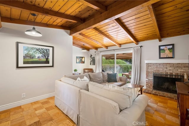 3948 Markridge Road, Glendale, CA 91214 — photo 6 of 25
