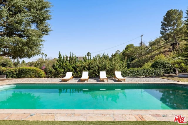 7230 Outpost Cove Drive, Los Angeles, CA 90068 — photo 25 of 36
