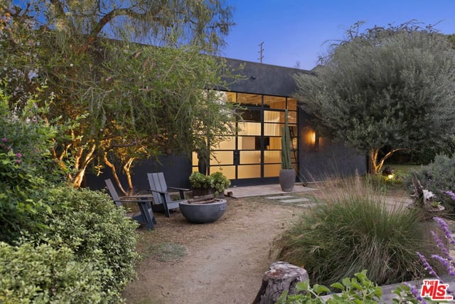 4241 Campbell Drive, Los Angeles, CA 90066 — photo 14 of 17