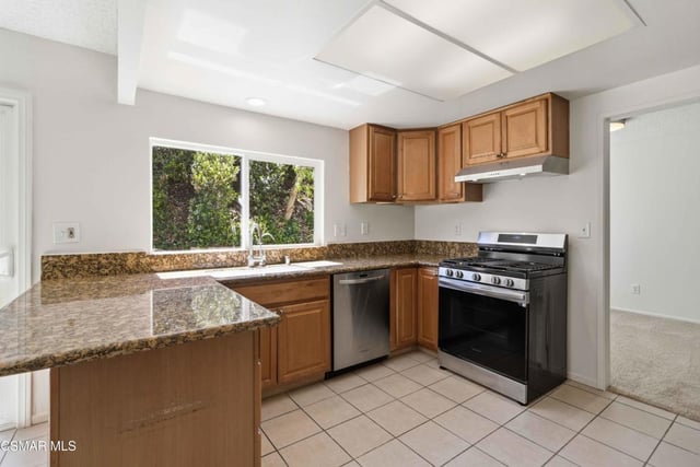 30772 Mainmast Drive, Agoura Hills, CA 91301 — photo 9 of 37