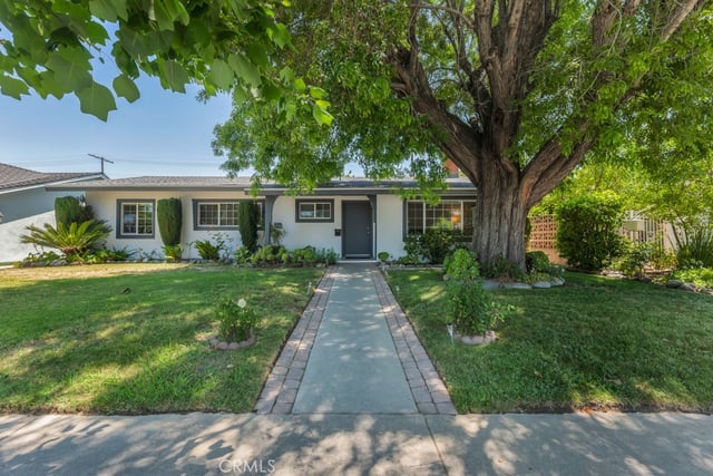 23350 Vanowen Street, West Hills, CA 91307 — photo 2 of 20