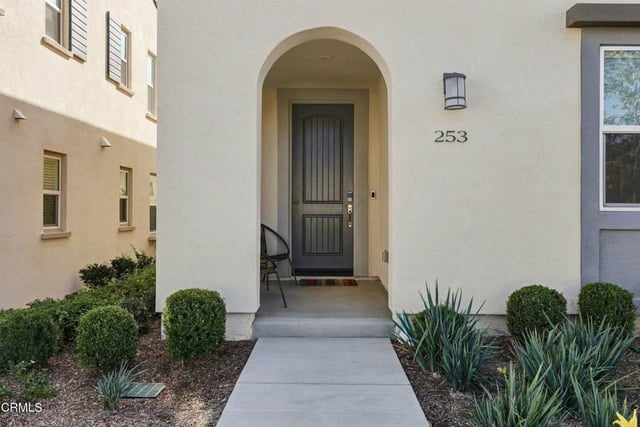 253 Capistrano Drive, Ventura, CA 93004 — photo 7 of 47