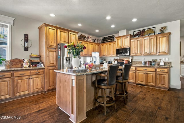 15455 Glenoaks Boulevard 414, Sylmar, CA 91342 — photo 5 of 19