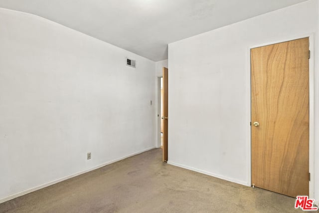 8501 Petaluma Drive, Los Angeles, CA 91352 — photo 19 of 31
