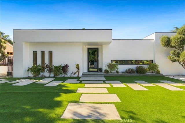 20141 Wells Drive, Woodland Hills, CA 91364 — photo 58 of 60