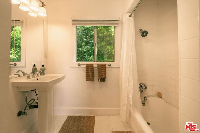 1744 Webster Avenue, Los Angeles, CA 90026 — photo 15 of 33