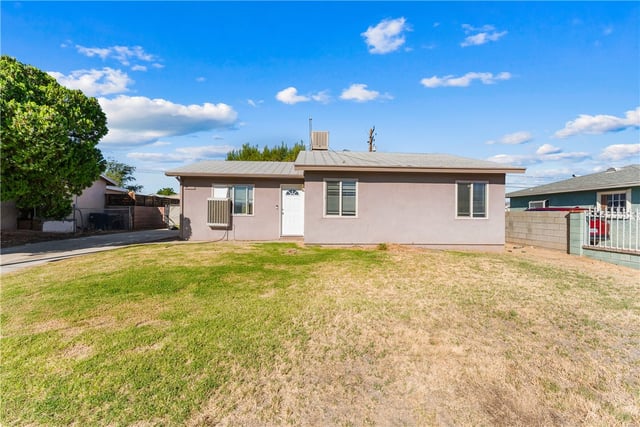 38457 31st E, Palmdale, CA 93550 — photo 3 of 26