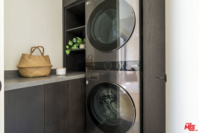 923 N Hilldale Avenue, West Hollywood, CA 90069 — photo 30 of 51