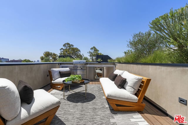 923 N Hilldale Avenue, West Hollywood, CA 90069 — photo 37 of 51