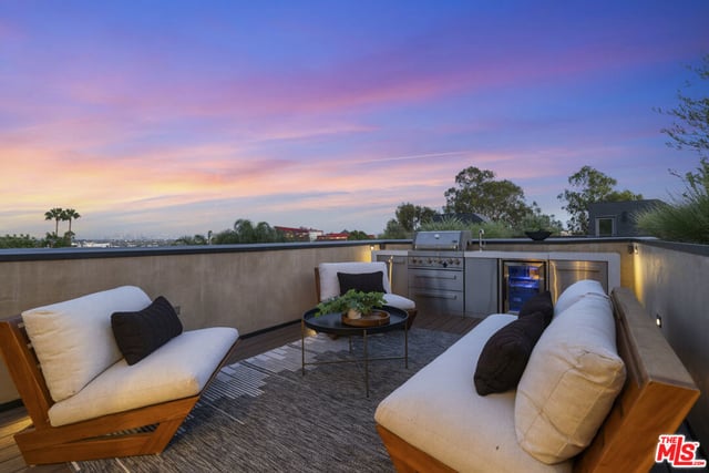 923 N Hilldale Avenue, West Hollywood, CA 90069 — photo 39 of 51