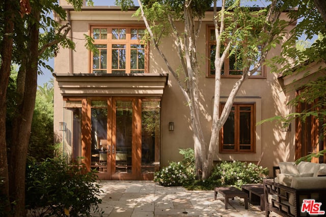 414 Lomond Avenue, Los Angeles, CA 90024 — photo 23 of 37