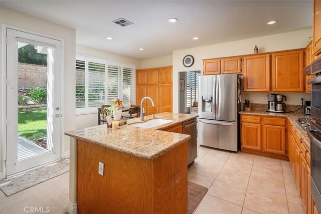 27500 Berkshire Hills, Valencia, CA 91354 — photo 13 of 40