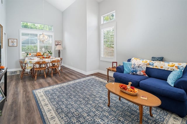 27500 Berkshire Hills, Valencia, CA 91354 — photo 4 of 40
