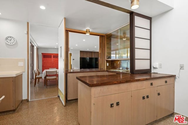 5435 W 64th Street, Los Angeles, CA 90056 — photo 21 of 38