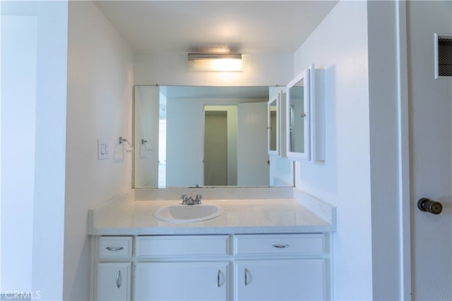 1750 E Ocean 501, Long Beach, CA 90802 — photo 23 of 48