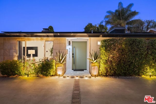 7442 Capps Avenue, Los Angeles, CA 91335 — photo 18 of 54