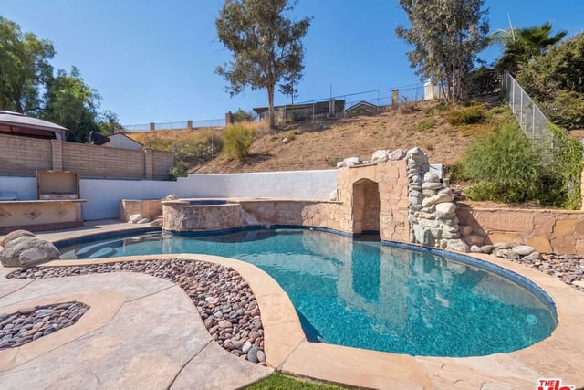 20021 Kent Lane, Santa Clarita, CA 91351 — photo 17 of 17