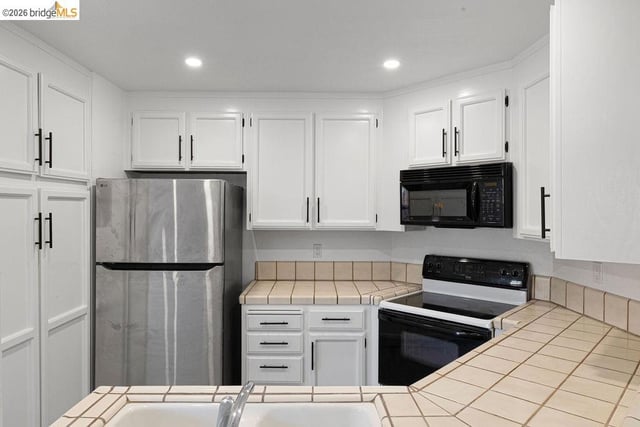 915 Bighorn Ter, Brentwood, CA 94513 — photo 13 of 41