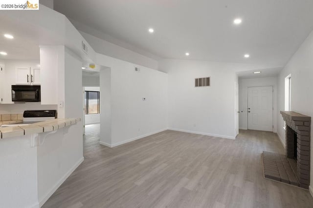 915 Bighorn Ter, Brentwood, CA 94513 — photo 14 of 41