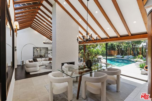 515 N Roxbury Drive, Beverly Hills, CA 90210 — photo 8 of 24