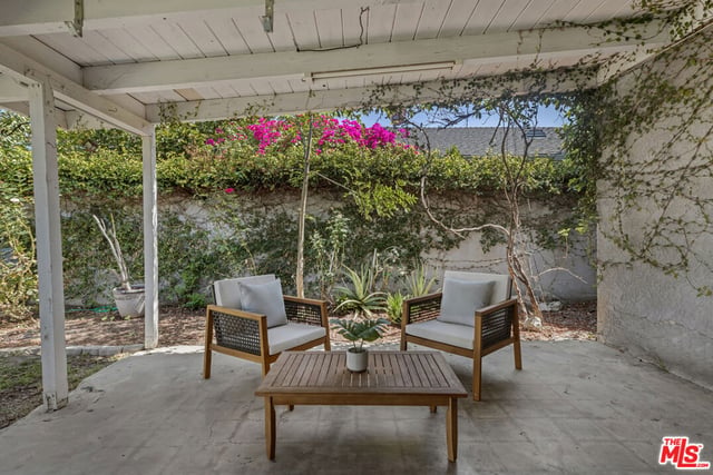 19345 Archwood Street, Los Angeles, CA 91335 — photo 23 of 29